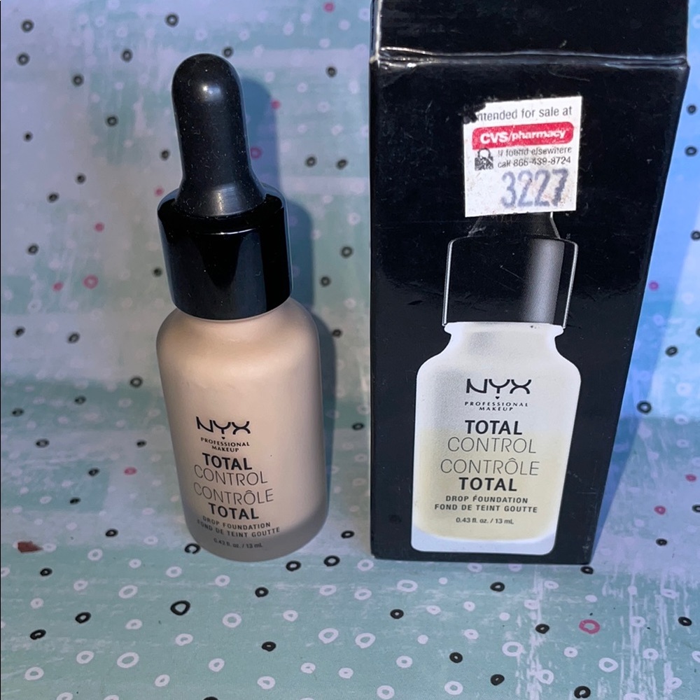 NYX NIB Total Control Drop Foundation MEDIUM OLIVE